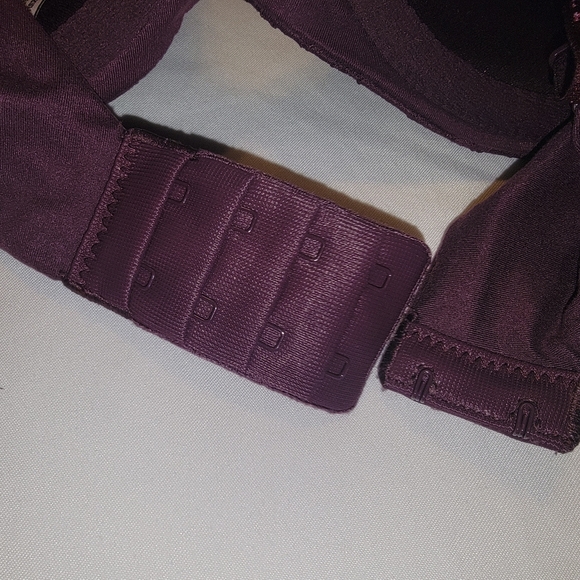 Victoria’s Secret Body By Victoria Lined Demi Bra purple Lace Wire Size 36C - Picture 4 of 7